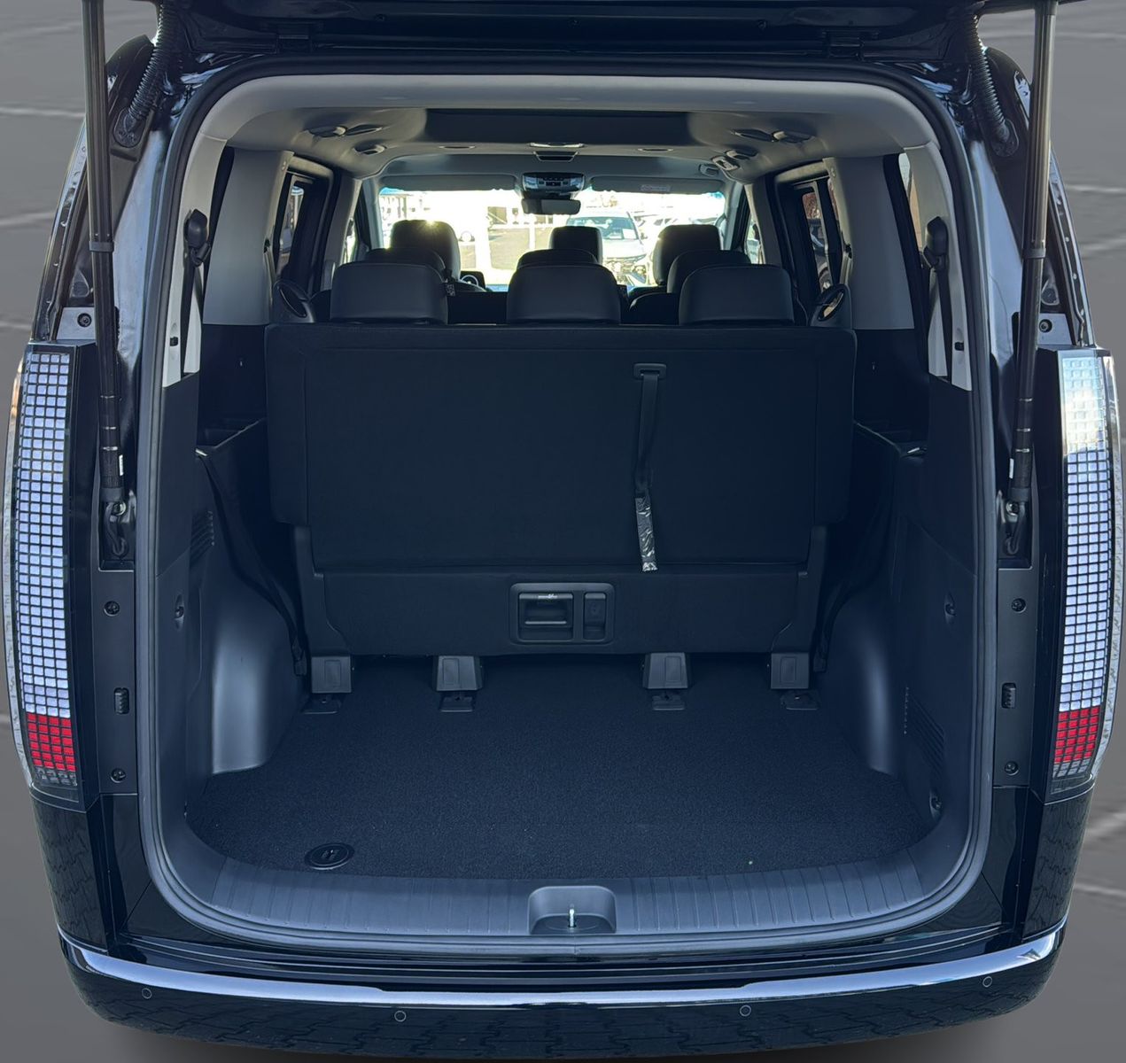 Hyundai STARIA - Bild 17