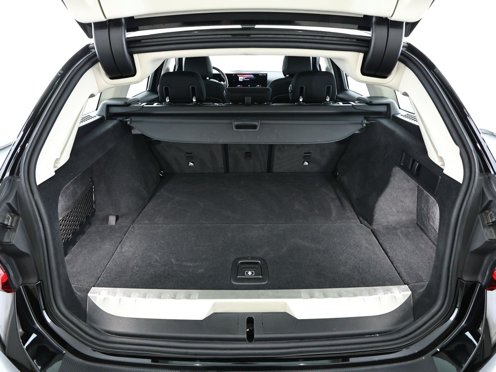 BMW 330e   LED|Navi|CarPlay|Sitzhzg foto 6