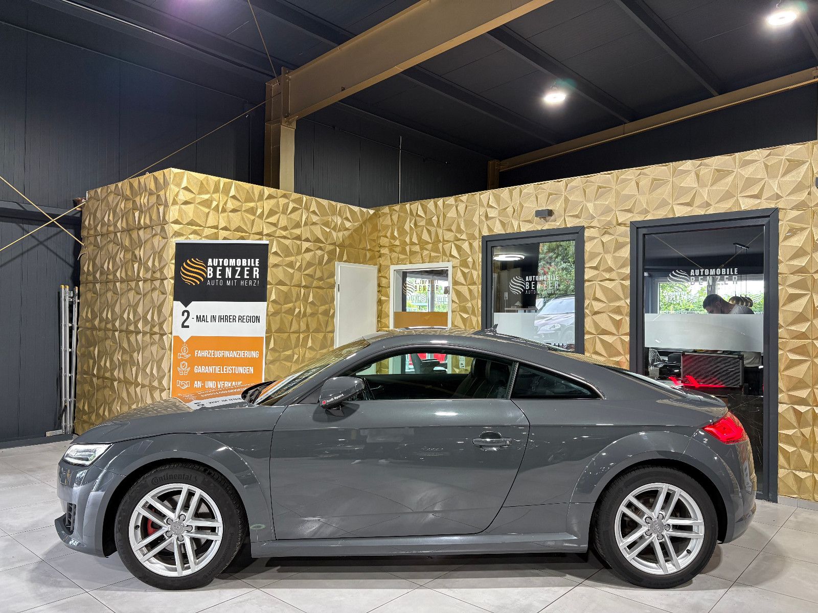 Fahrzeugabbildung Audi TT Coupe 1.8 TFSI/SHZ/NAVI/PDC/ALCANTARA/4-SITZ/