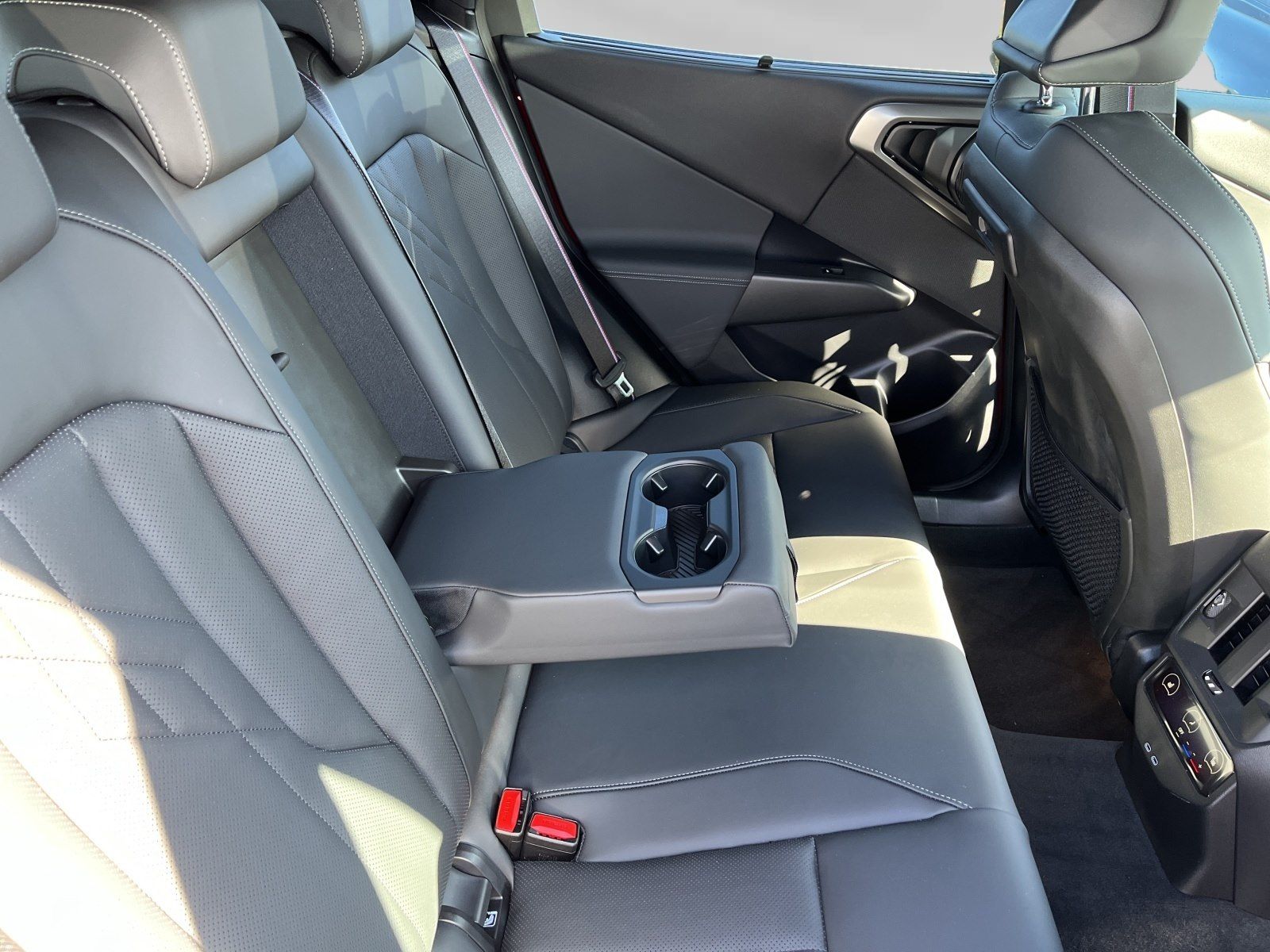 BMW X3 M50 - Bild 16