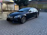 Mercedes-Benz Cls 500 AMG V8 Biturbo 4 Matic - Mercedes-Benz CLS 500: 4matic