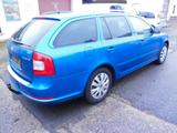 Skoda Octavia Combi RS TDI DSG/Leder/Sitzhzg/AHK - gebrauchte Skoda Octavia aus dem Jahr 2012