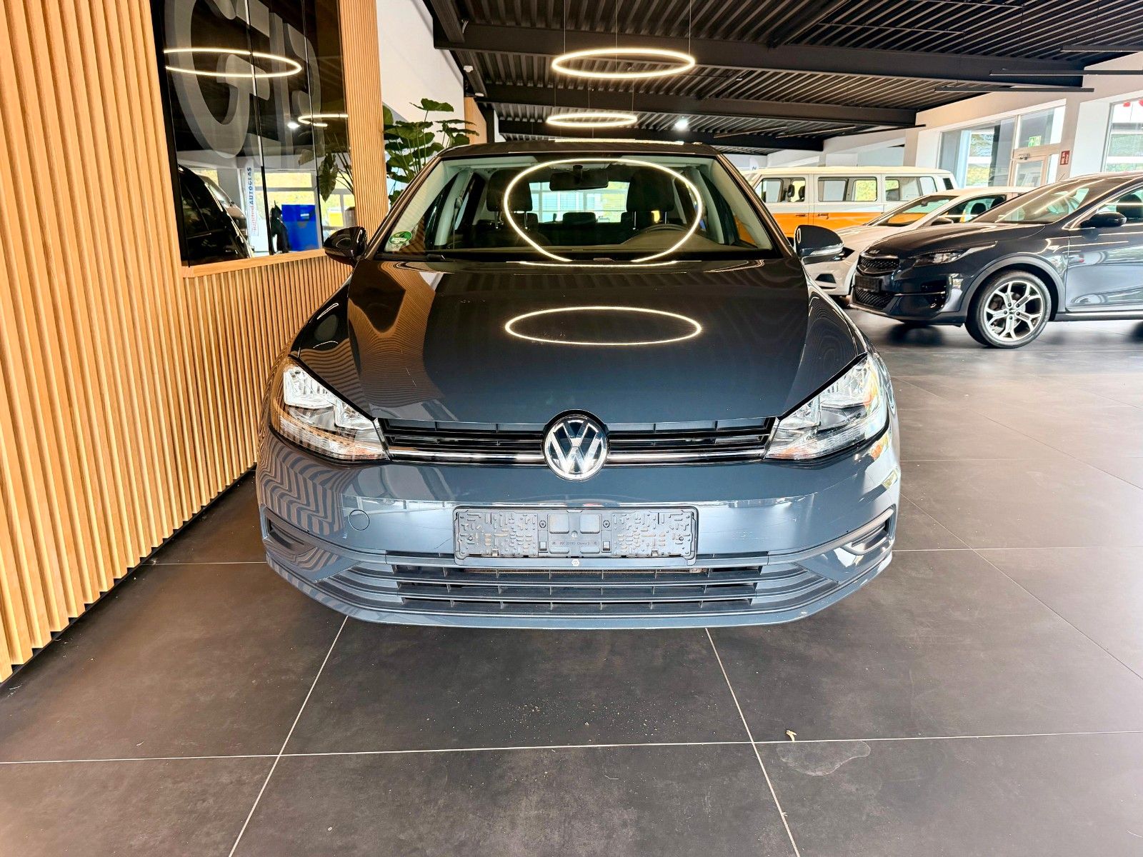 Volkswagen Golf VII Lim. Trendline *ALLWETTER*DSG* imagem 2