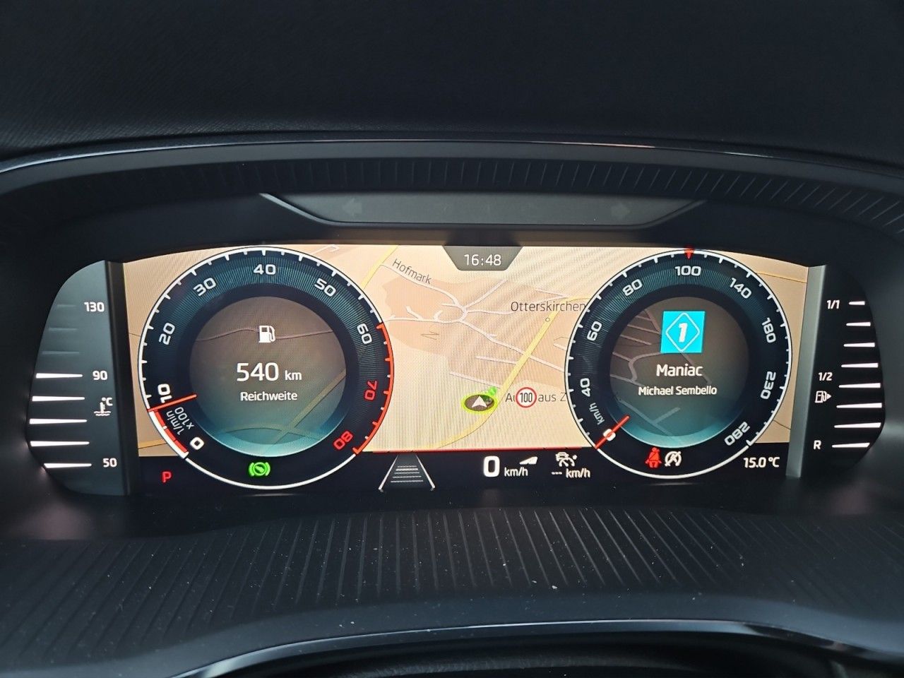 Fahrzeugabbildung SKODA Octavia Combi RS TSI 2.0 TSI DSG MATRIX/HUD/NAVI