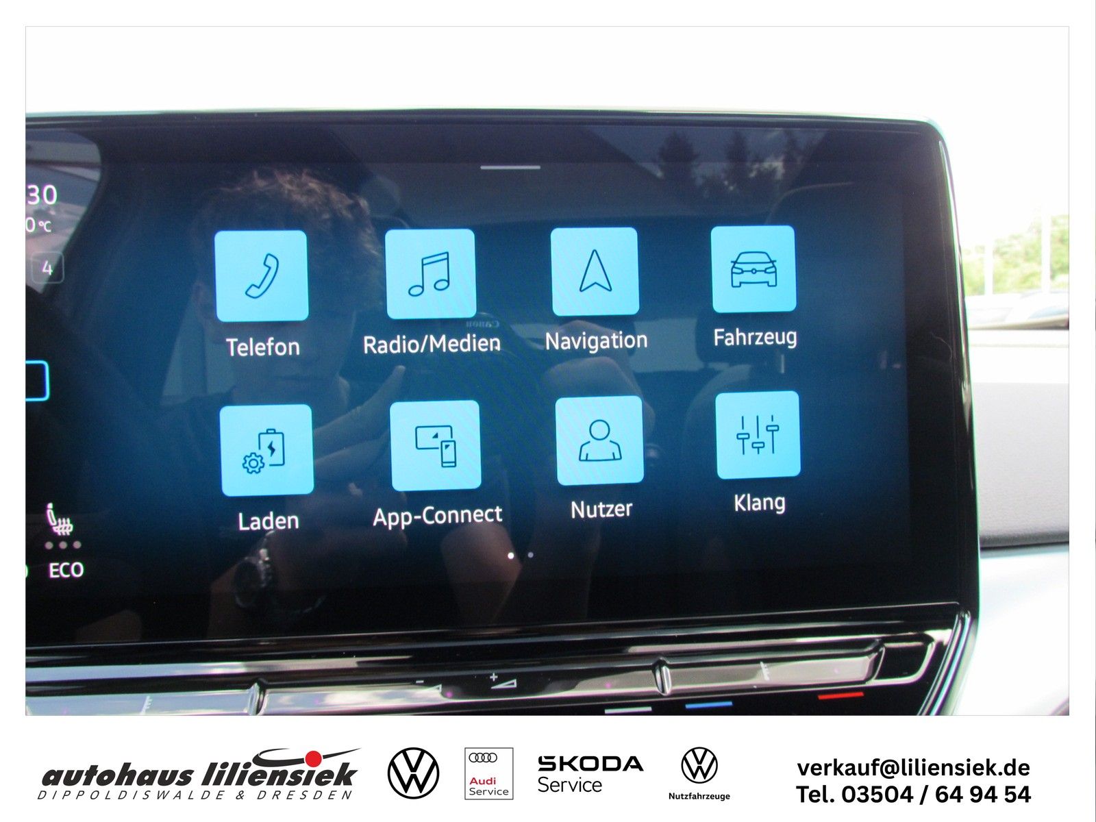 Volkswagen ID.4 Pro 195 kW 4M 1.HD/PANO/AHK foto 17