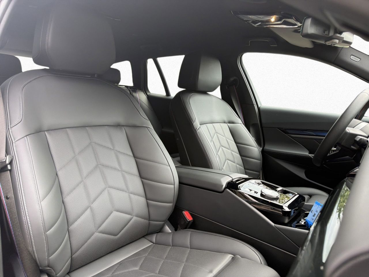 BMW i5 - Bild 13