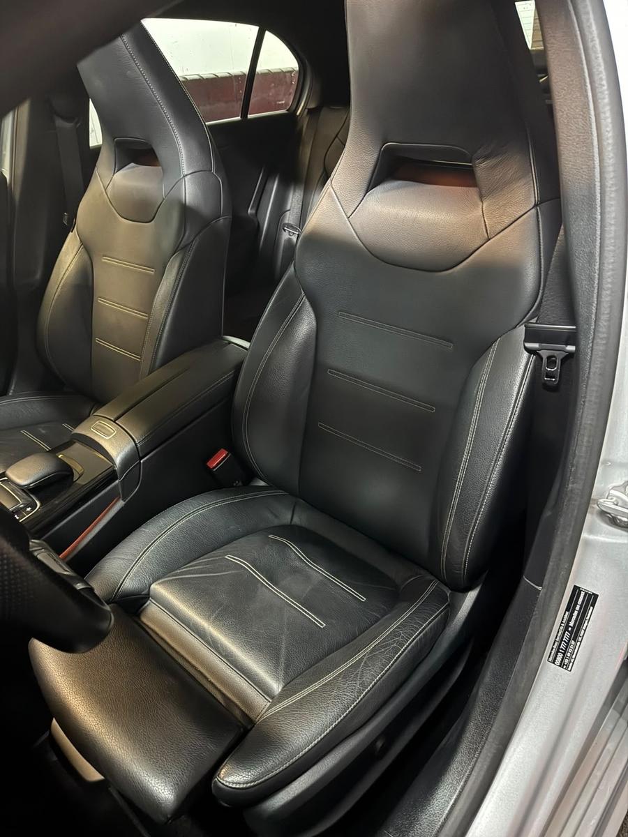Mercedes-Benz A 250 4MATIC*AMG*Volle Ausst.* Optik45AMG*1.Hd.