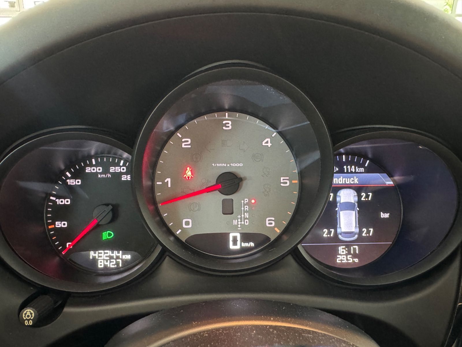 Fahrzeugabbildung Porsche Macan S Diesel/PANO/APPLE/NAVI/PDC/TEMPOMAT/SHZ