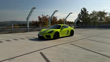 صورة 2 لـ 2021 Porsche CAYMAN