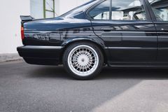 Fahrzeugabbildung ALPINA B10 Biturbo *Sonderlack / Büffel / Recaro*