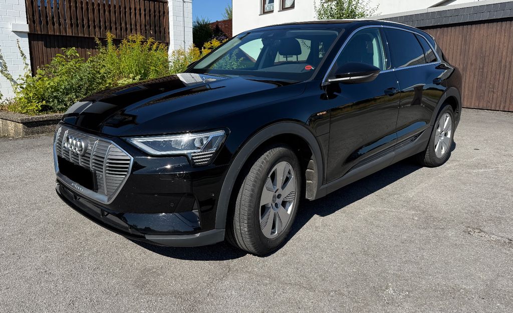 Image of Audi e-tron