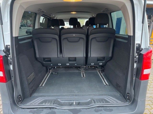 Fahrzeugabbildung Mercedes-Benz Vito Tourer 114 CDI Pro lang KAMERA NAVI 9 Sitze