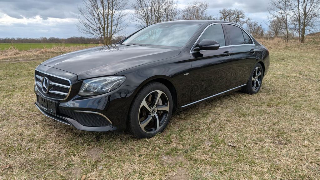 Image of Mercedes-Benz E 400