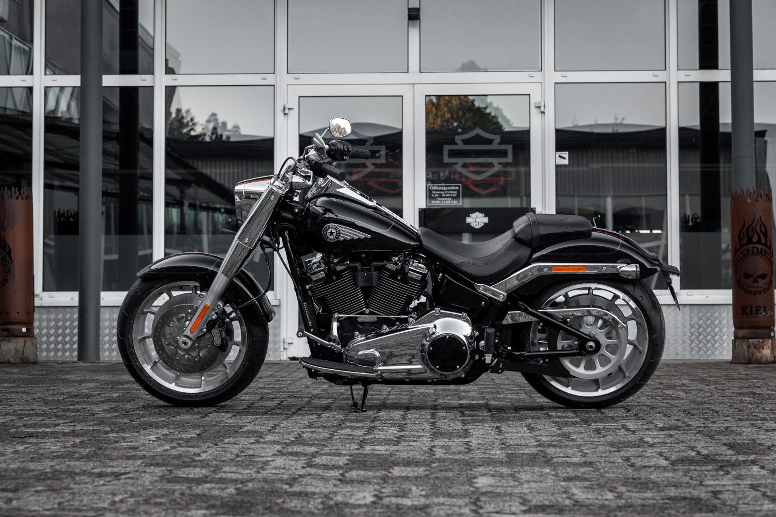 Fahrzeugabbildung Harley-Davidson FAT BOY FLFB 117 ci - MY25 - Kurzfr. verfügbar!