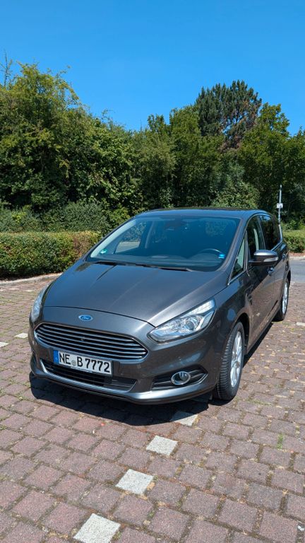 Image of Ford S-Max