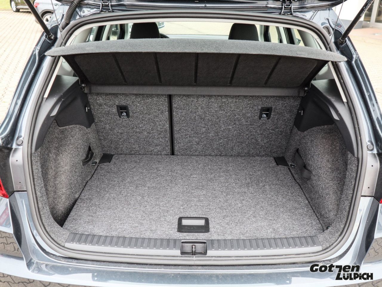 Fahrzeugabbildung SEAT Arona Style 1.0 TSI DSG LED App-Connect Winter