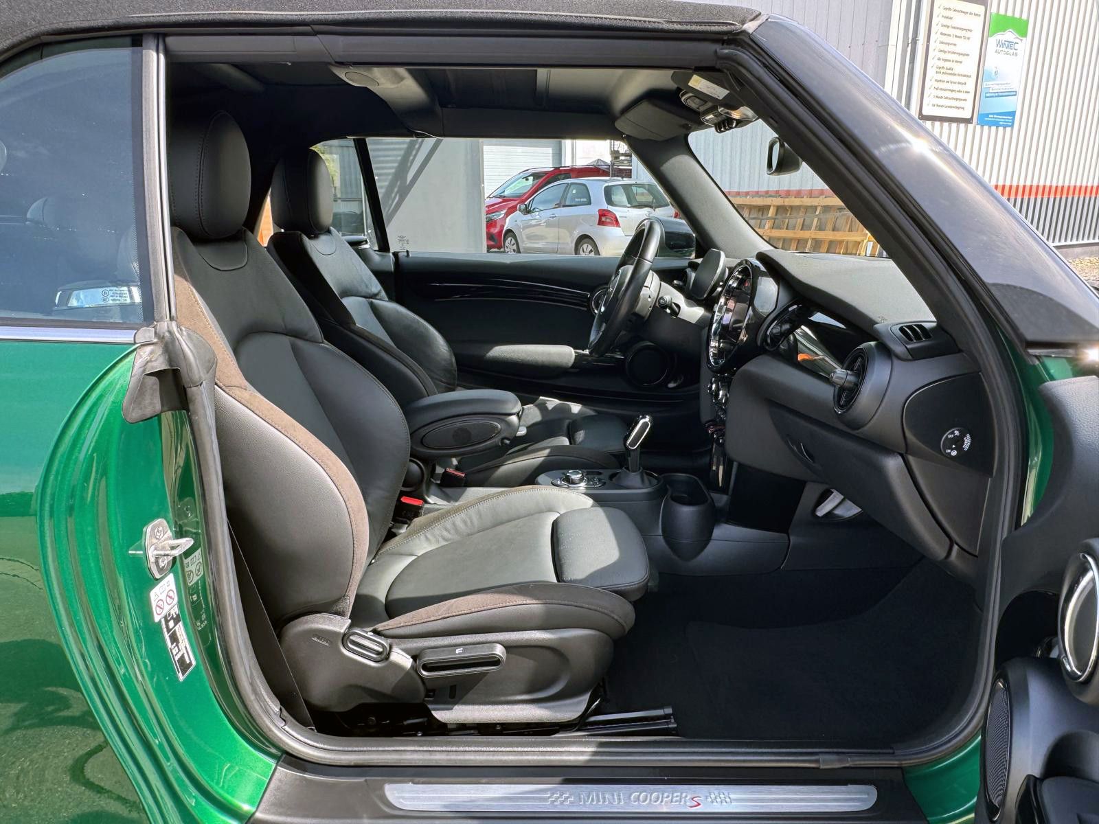 Fahrzeugabbildung MINI COOPER S Cabrio Classic-Trim Aut. ACC HUD KAM BT
