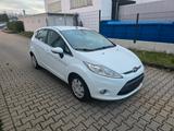 Ford Fiesta 1,6 TDCi 70kW DPF Titanium Euro 5 - Ford Fiesta: 5d