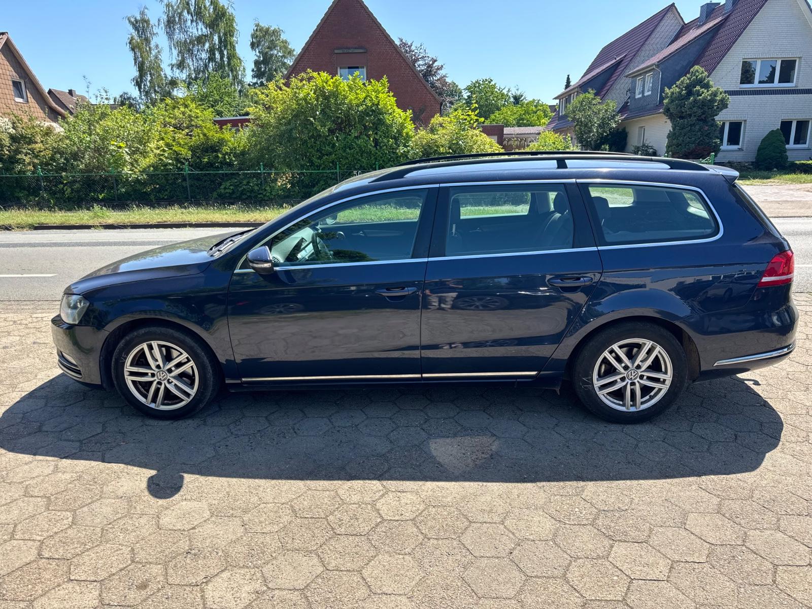 Volkswagen Passat 2011 — двигун 1.598 cm³, 105 HP (77kW)