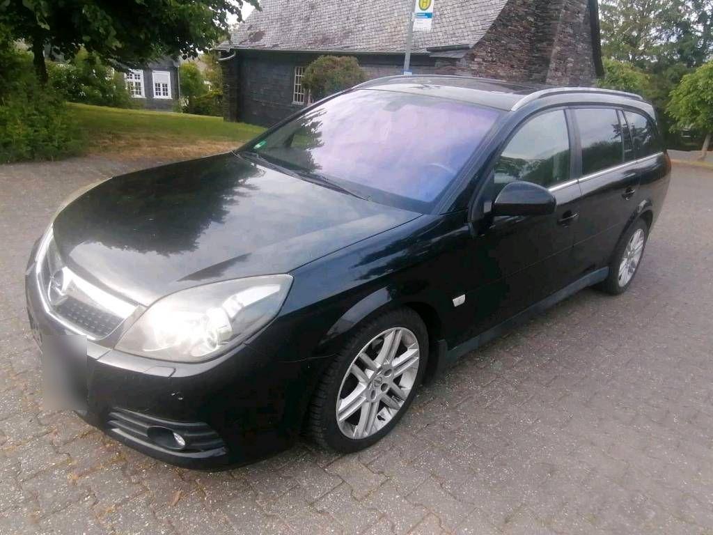 Opel Vectra 2005 — interior