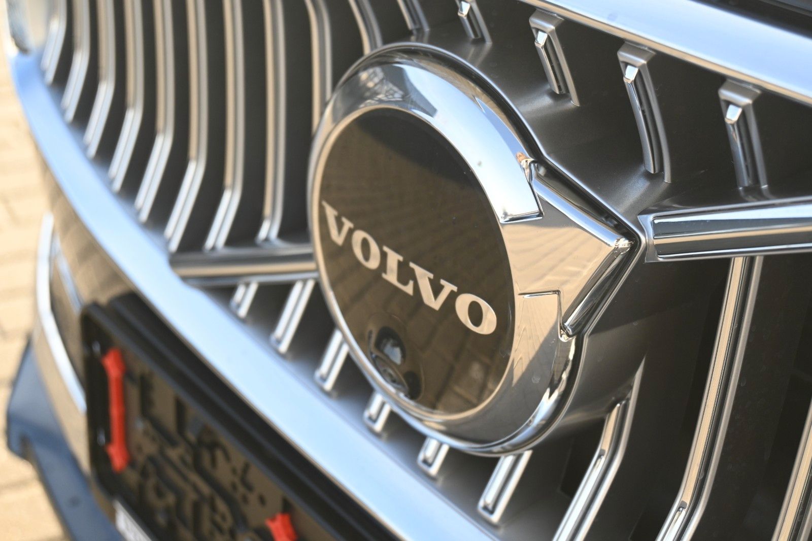 Fahrzeugabbildung Volvo V90 T8 AWD PHEV Inscrip.*Pano*STHZG*360°*