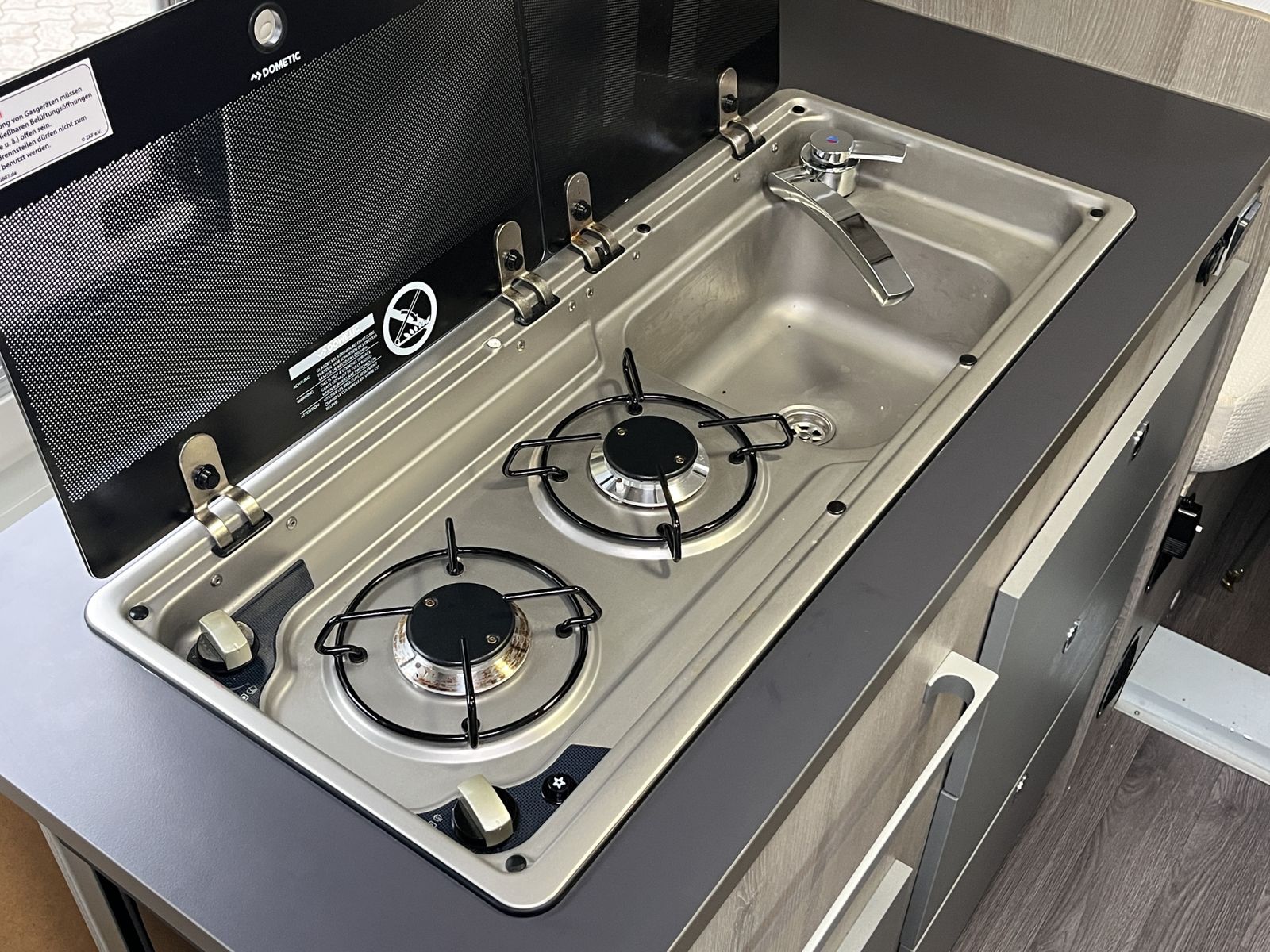 Fahrzeugabbildung Renault Ahorn Ahorn Van 620*2.3 BLUE*Solar*Markise*Alu**