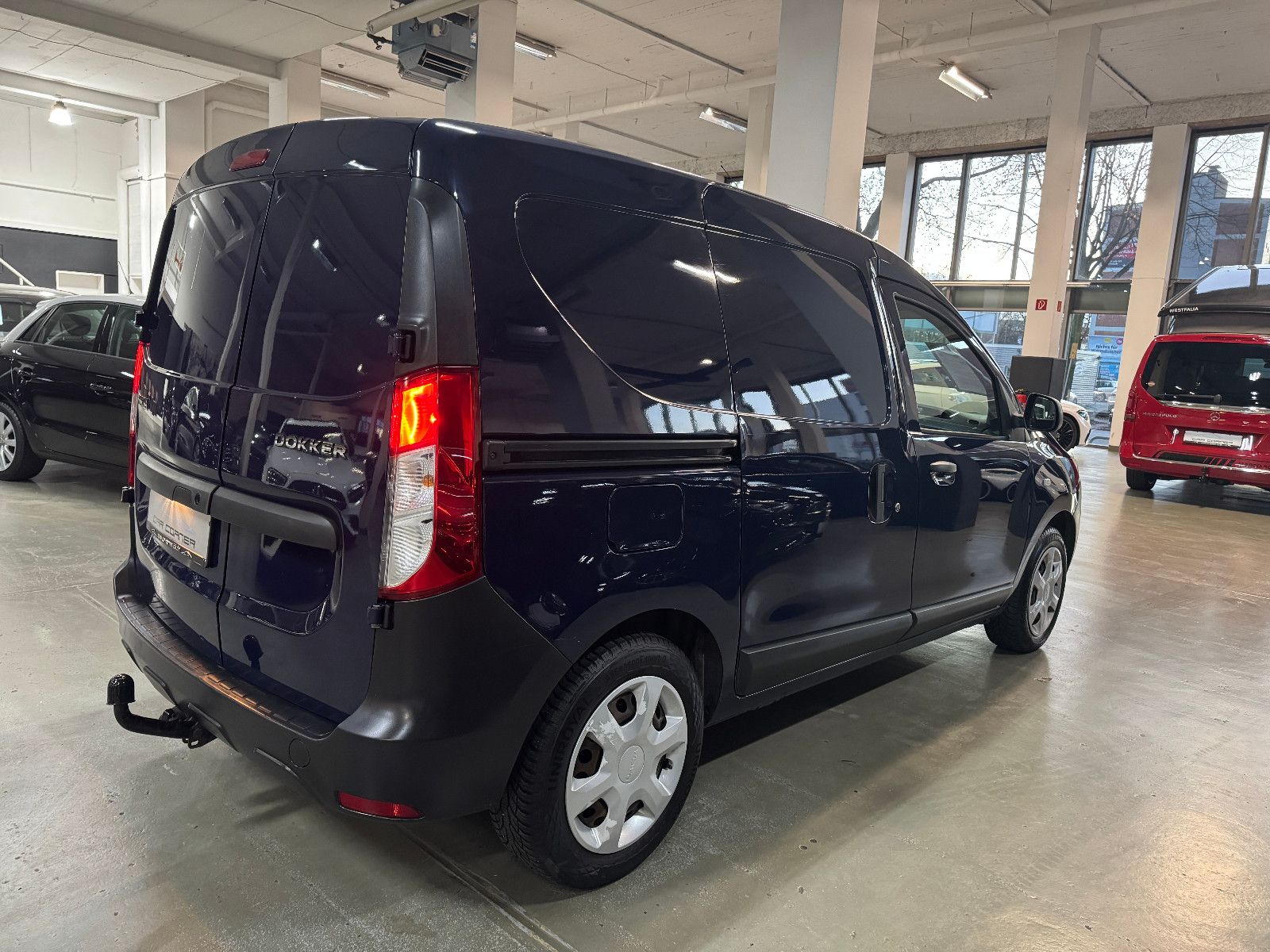 Fahrzeugabbildung Dacia Dokker Express Ambiance 1.6 LPG GAS NAVI AHK SHZ