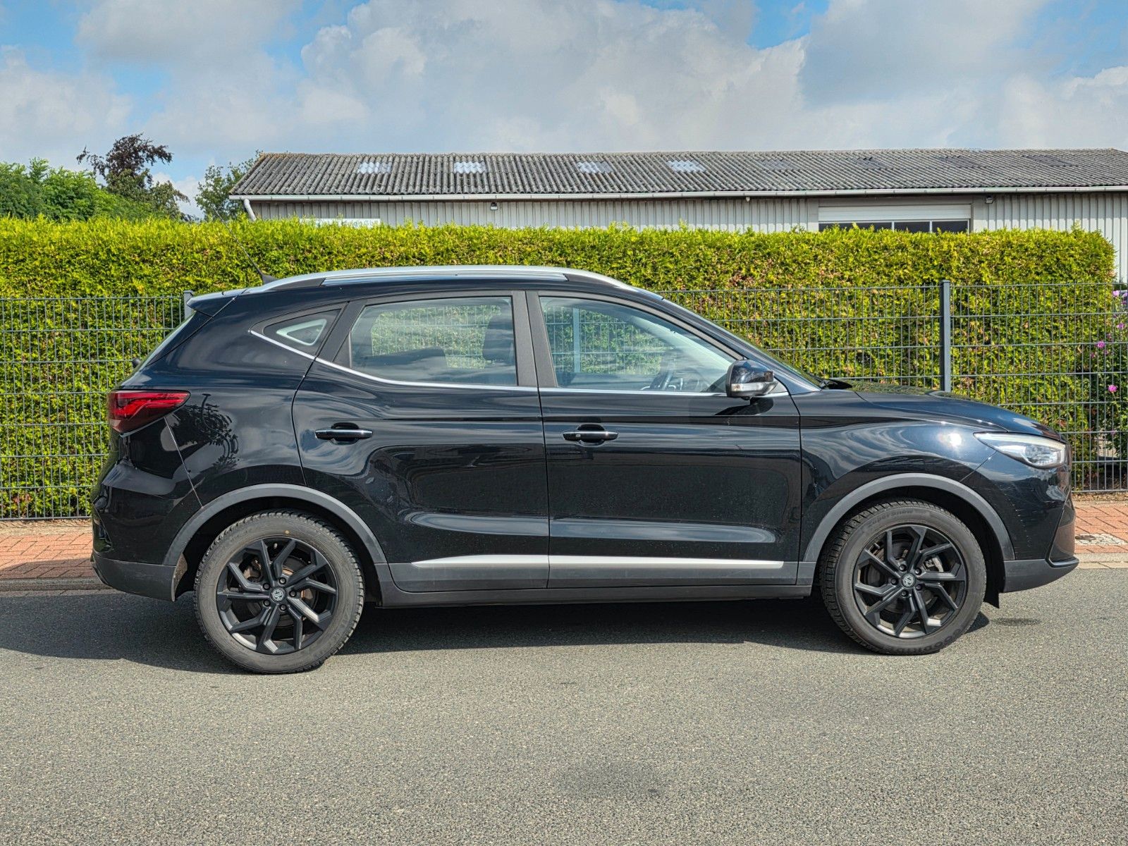 MG ZS