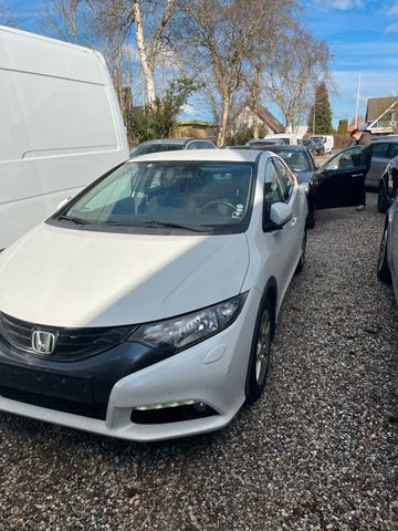 Honda Civic 2.2 i-DTEC Executive