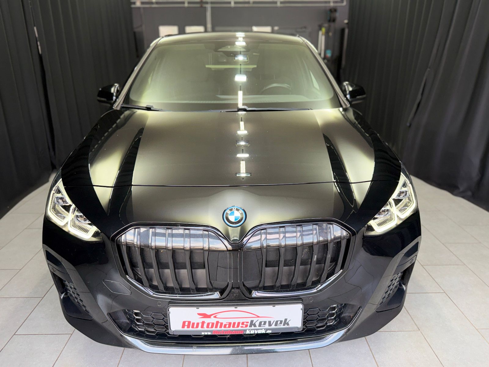 Fahrzeugabbildung BMW 225e Active Tourer xDrive MSport|HIFI|AHK|WIDES
