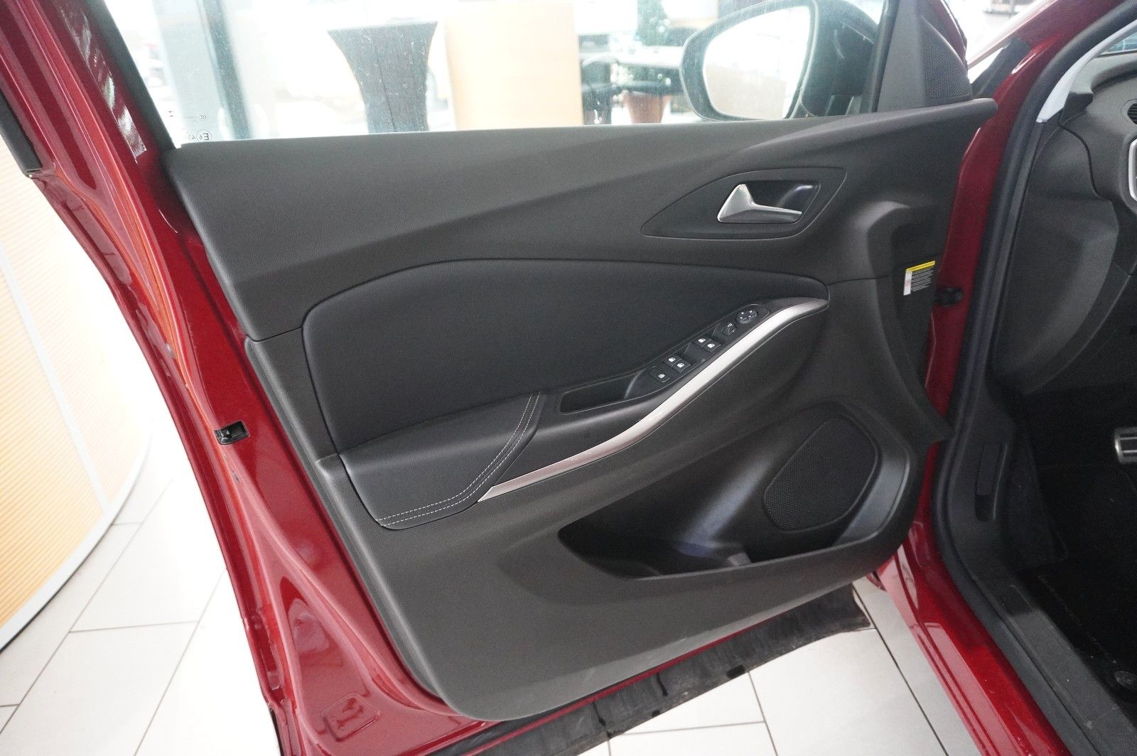 Fahrzeugabbildung Opel Grandland (X) 1.6T EDITION HYBRID NAVI/LED/VIRT.