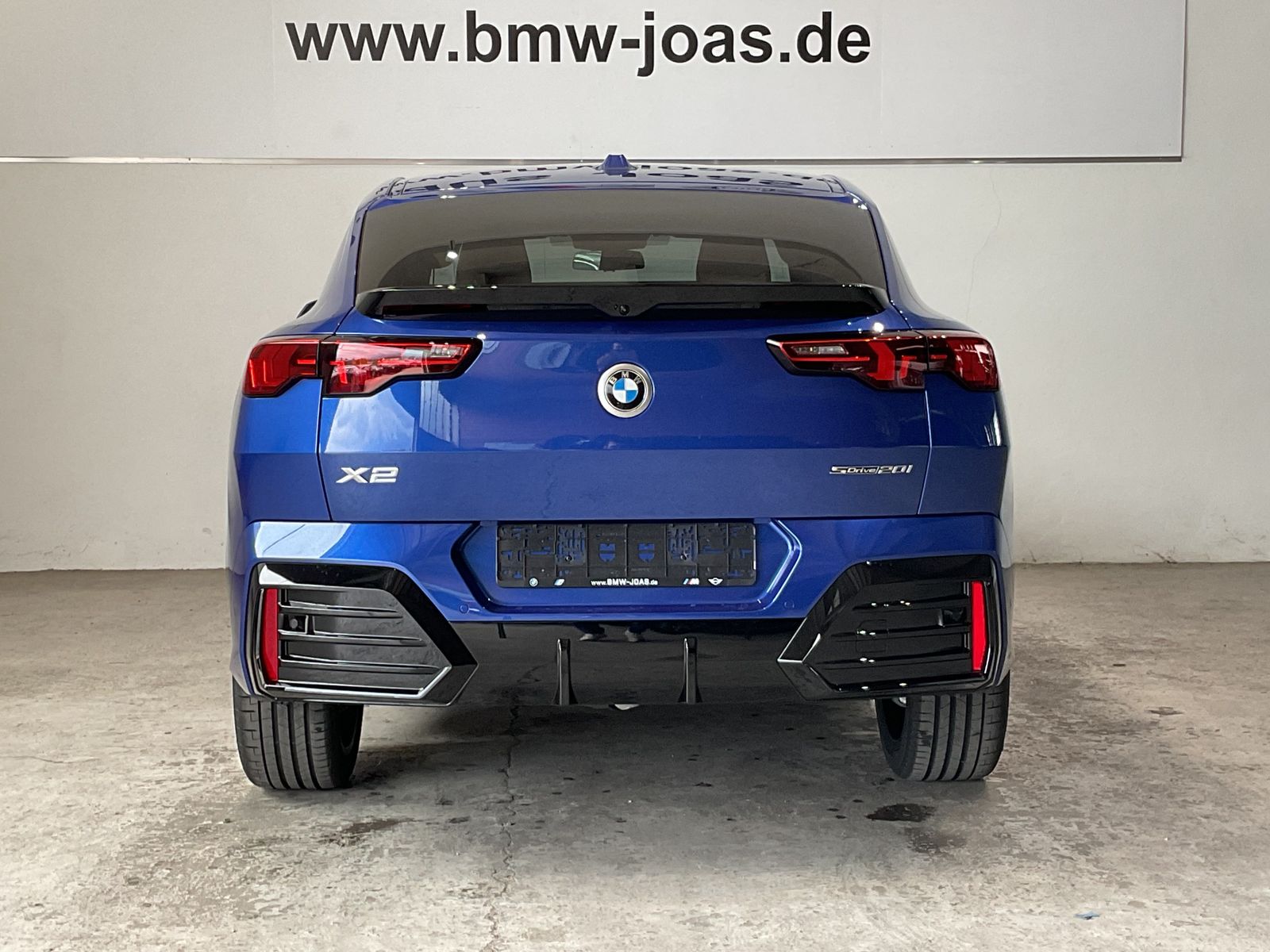 Fahrzeugabbildung BMW X2 sDrive20i 20" LMR, Komfortzugang, Parking Ass
