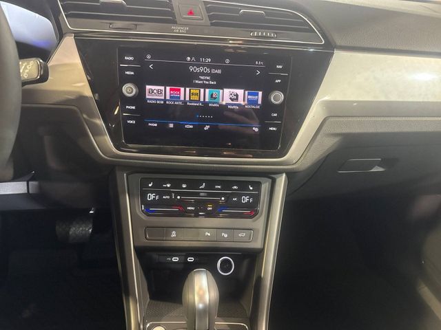 Touran MIETWAGEN+UBER+BOLT+LED+ALLSEASON