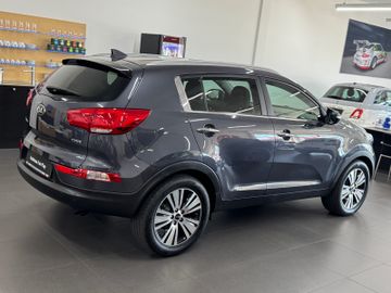 KIA Sportage - 4