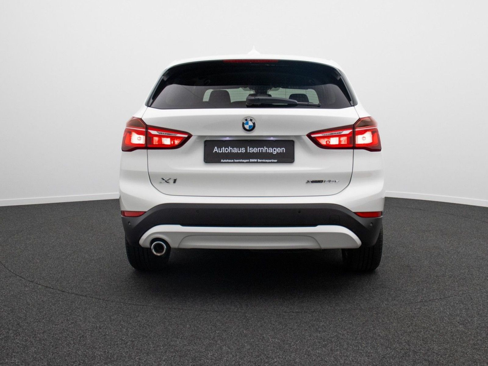 Fahrzeugabbildung BMW X1 xD25e DAB Navi Lordos PDC Geschwindigkeitsreg
