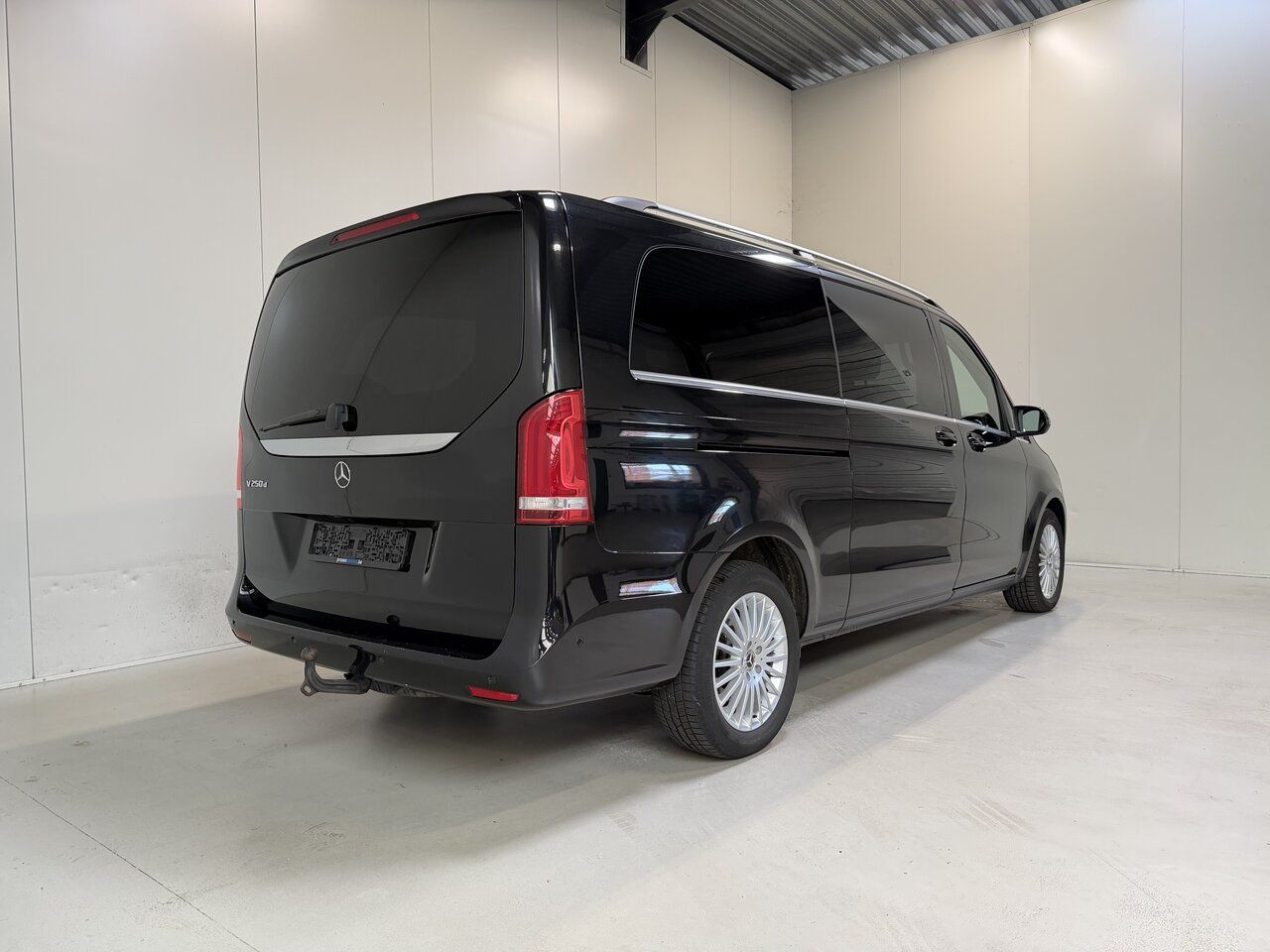 Mercedes-Benz V 250 d Autom. Extra Long 5PL. Avantgarde - Dub  imagem 3