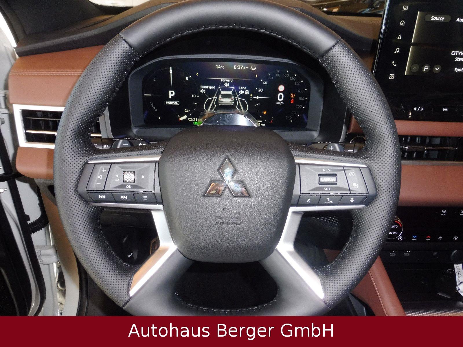 Mitsubishi Outlander 2.4 PHEV 4WD Top mit Luxury-Paket