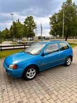 Toyota Starlet 1997 - Toyota Starlet: Kleinwagen