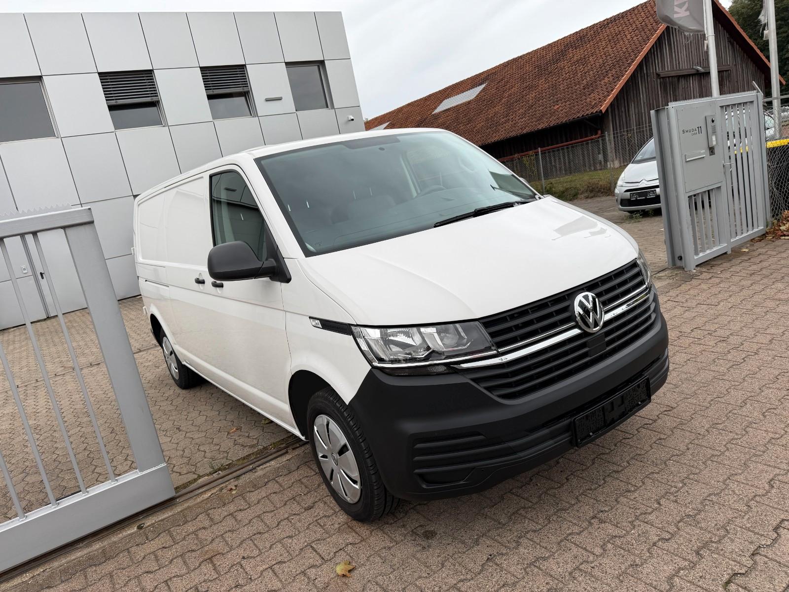 Volkswagen T6.1 Transporter Kasten FWD lang 3 SITZE*PDC*