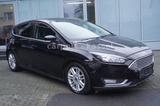 Ford Focus Lim. Titanium Navi/Sitzhzng/Tempomat/Eu 6 - Ford Focus Gebrauchtwagen in Kassel