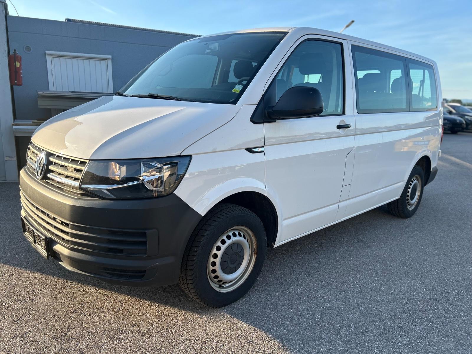 Volkswagen T6 Transporter/ Kombi 4Motion 2.0TDI ,9 Sitze