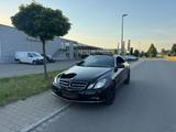 Mercedes-Benz E 350 E -Klasse Coupe E 350 CGI BlueEfficiency - Mercedes-Benz aus 2009: Klasse