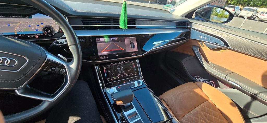 Image of Audi A8