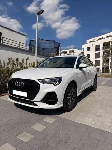 AUDI Q3 35 2.0 TDI Auto. S line Keyless LED Navi MMI