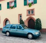 Mercedes-Benz E 320 T Beryll Klima SSHD EFH SHz Liebhaber TOP 