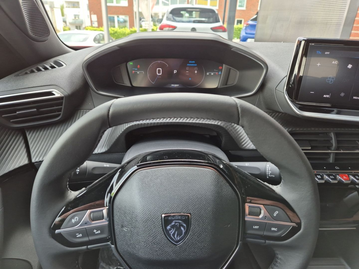 Peugeot 2008 - Bild 12