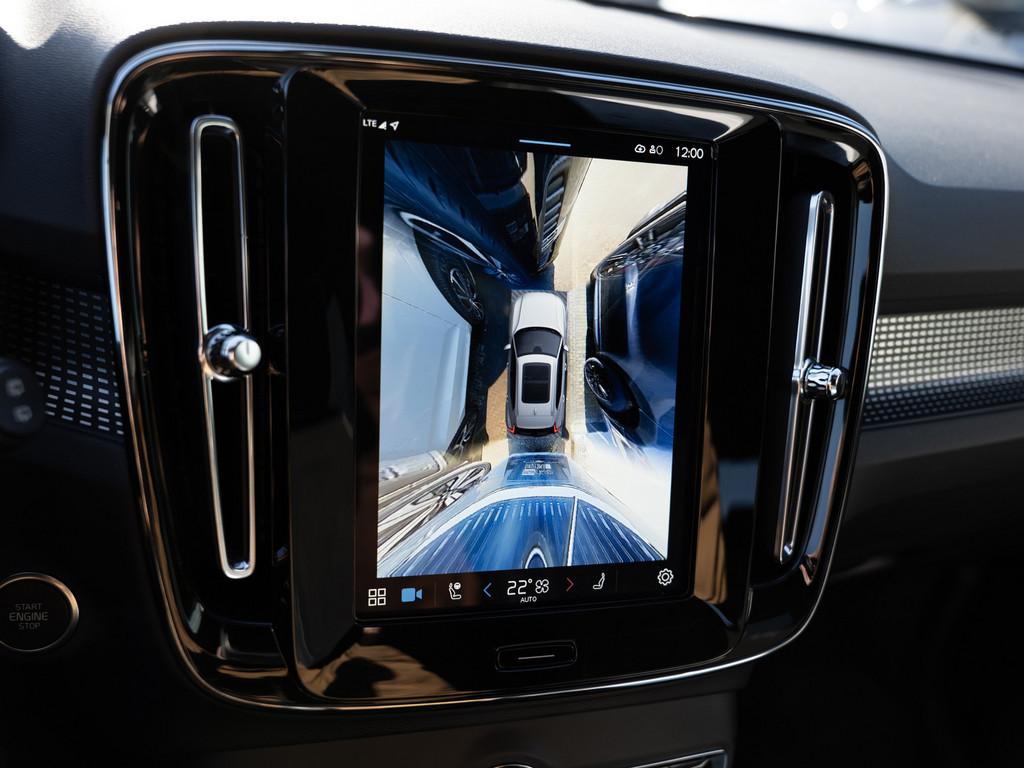 Volvo XC40 B3 Plus Dark SHZ LED NAVI MEMORY H/K 360°