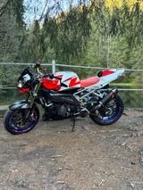 Aprilia RSV 1000 Tuono RR wenig KM/Carbon Umbau/ TÜV - APRILIA RS 1000