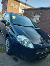 Fiat Punto 1.4  Guter Zustand, neue Reife... - Fiat Punto in Düsseldorf