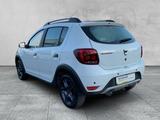 Dacia SANDERO STEPWAY CELEBRATION TCe 90 NAVI+BT+RADIO - Dacia Sandero: Kleinwagen